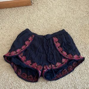 Flowy shorts